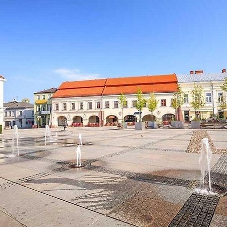 Hotelowe Pokoje Paris -Rynek Centrum- City One Кельце Экстерьер фото